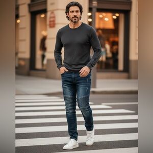 Like New Raw X SZ 34/30 Men's distressed 5-pocket jeans w/stretch. Waist 34”-38”